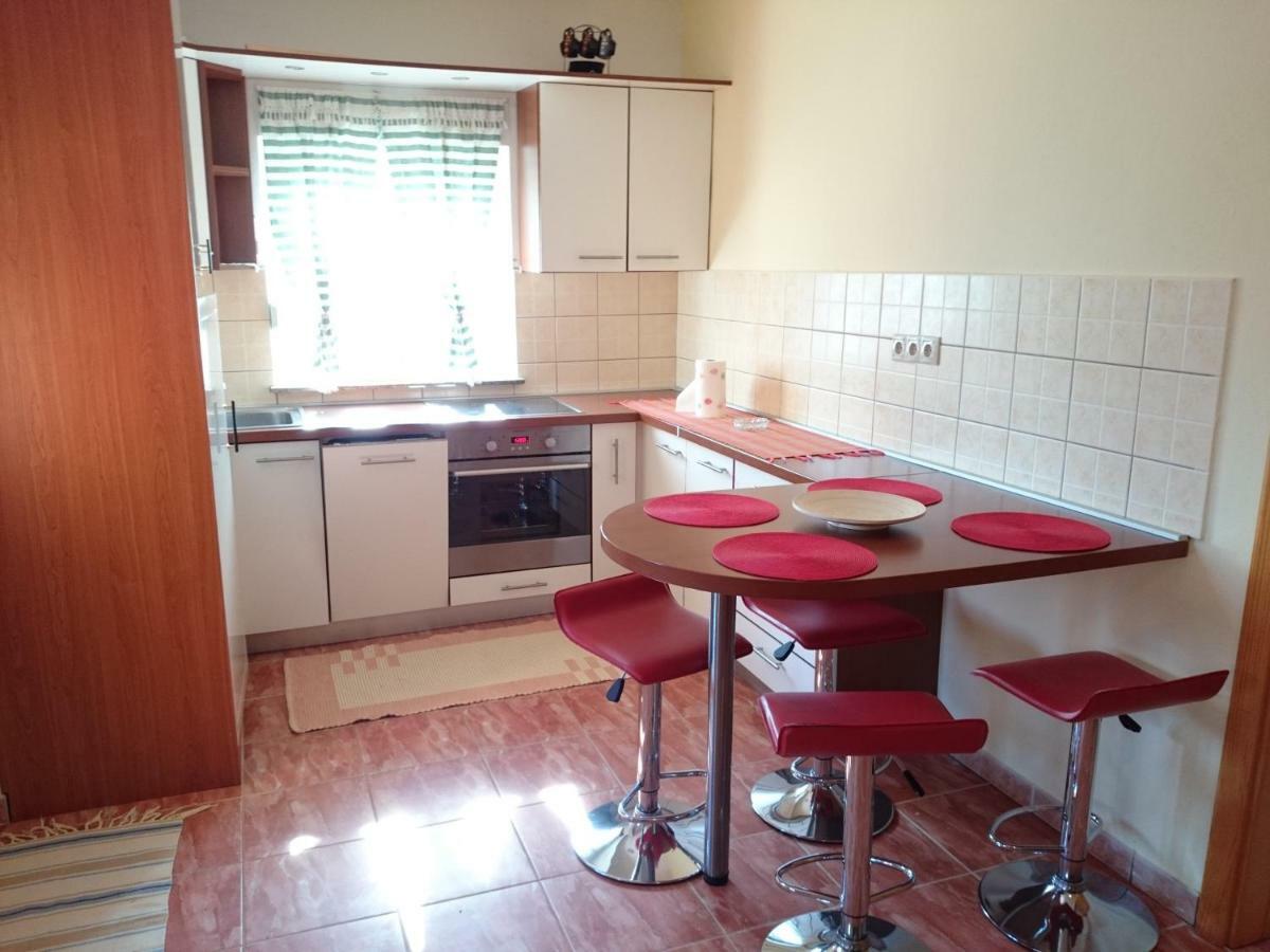 Raj Muraj Ferienappartement Kornić 外观 照片